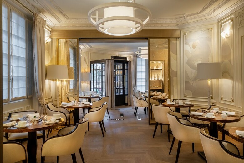 Hotel Champs Elysees Plaza