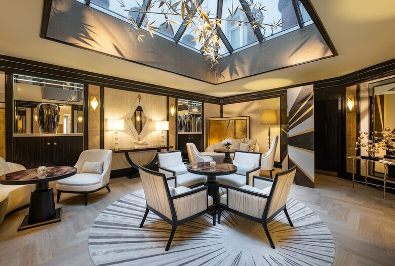 Hotel Champs Elysees Plaza