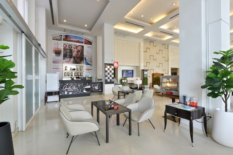 Hotel Furama Jomtien Beach