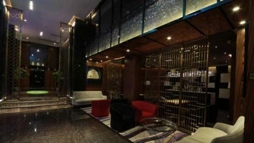 Boston International Hotel