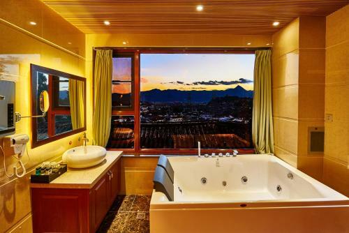Hostal Lijiang Youluju Guesthouse