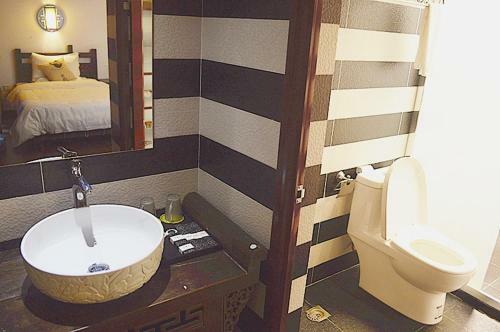 Hostal Miting Booutique Guesthouse
