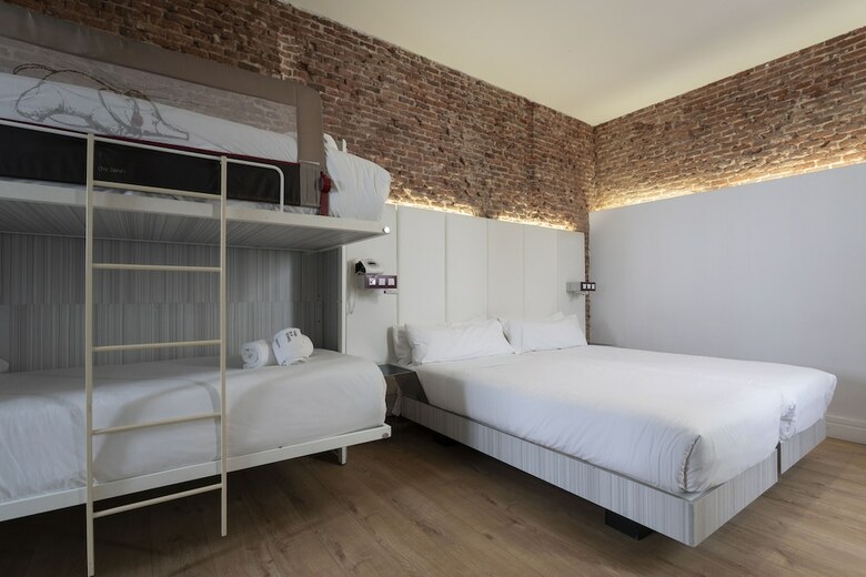 Hotel Petit Palace Lealtad Plaza