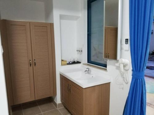 Shuangyue Bay Seaview Villa