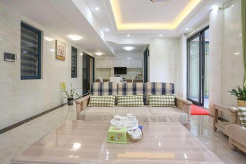 Shuangyue Bay Seaview Villa