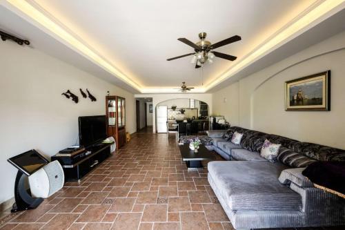 Shuangyue Bay Seaview Villa