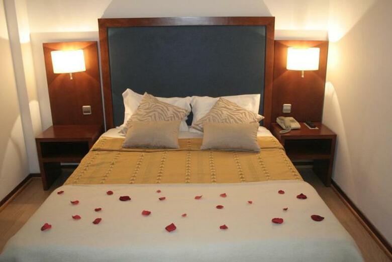 Hotel Samasa Fund�o