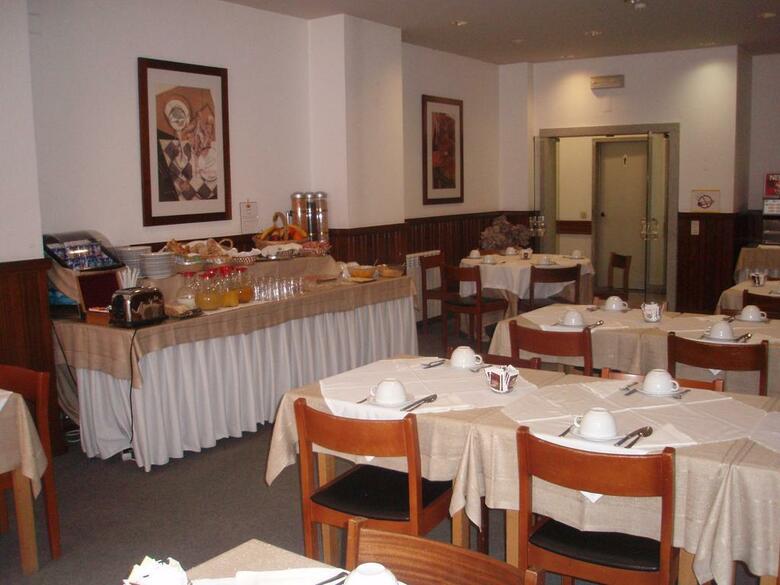 Hotel Samasa Fund�o