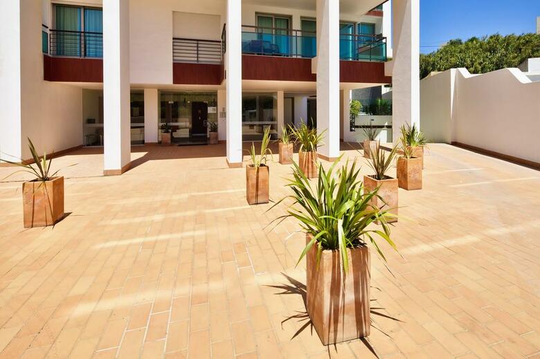 Hotel Villa Doris Suites