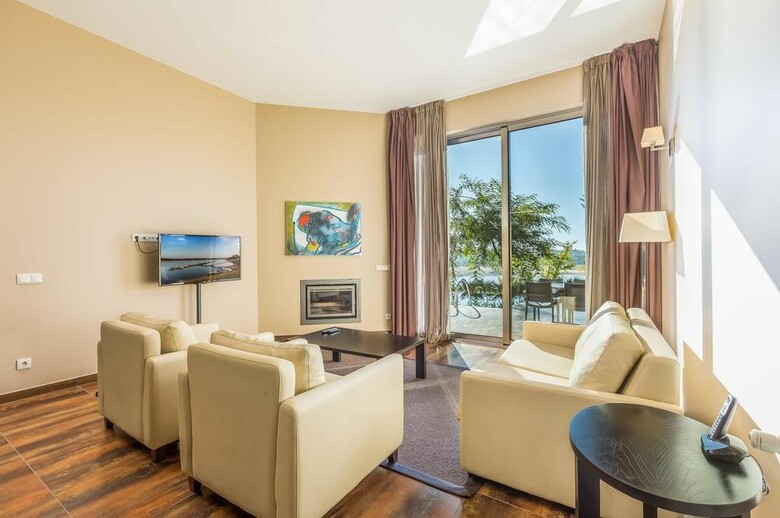 Hotel Ap Lago Montargil - Conference & Spa