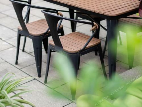 Hostal Mini Life Guesthouse