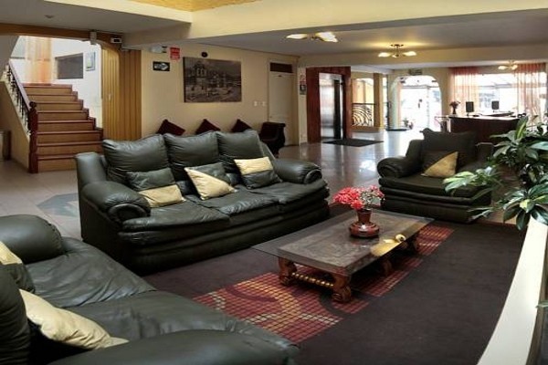 Hotel De La Villa Hermoza