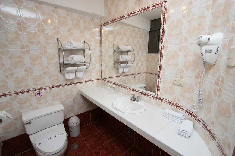Hotel De La Villa Hermoza