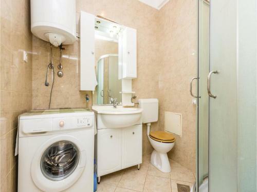 Two-bedroom Apartment In Bakar