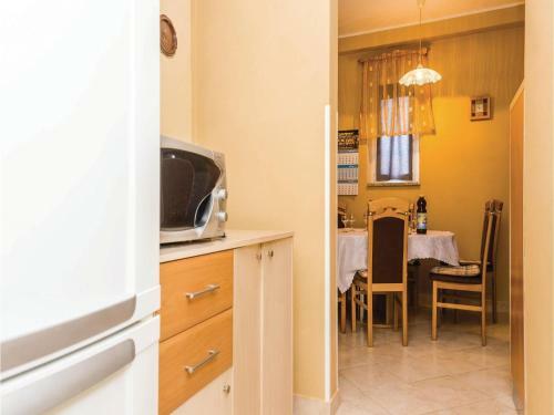 Two-bedroom Apartment In Bakar