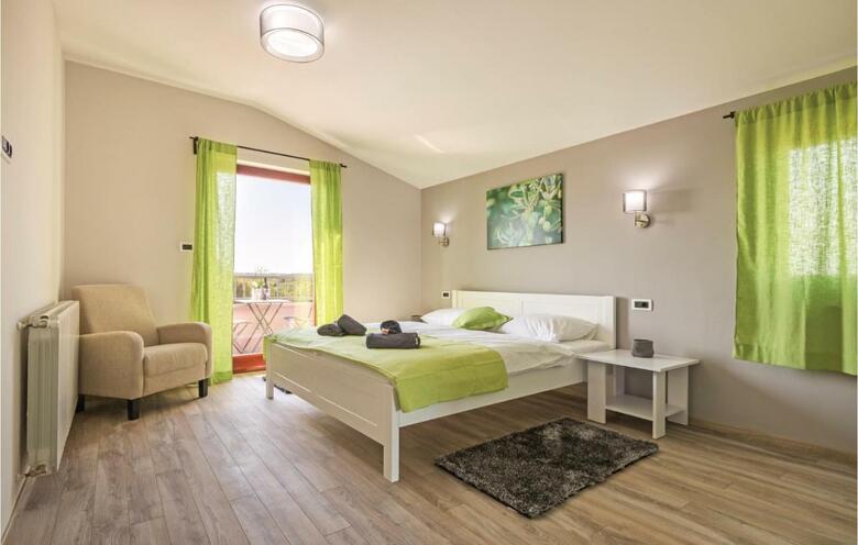 Four-bedroom Holiday Home In Bale