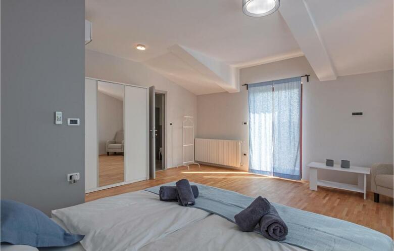 Four-bedroom Holiday Home In Bale