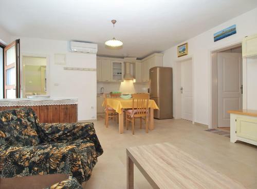 Apartments Ana 1707