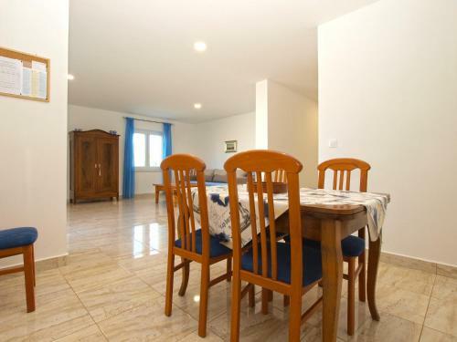 Apartments Mato 1763