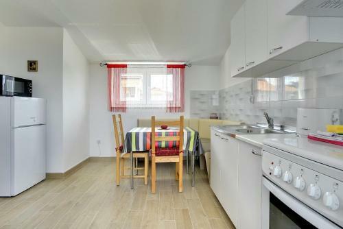 Apartments Mamuzic