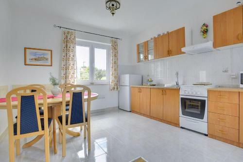 Apartments Mamuzic