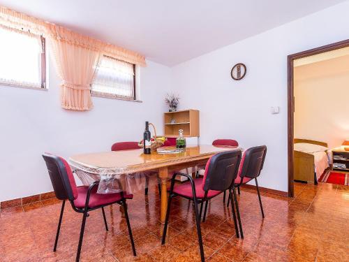Apartment House Silva