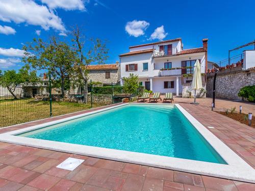 Holiday Home Kuji�i