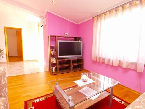 Apartments Stana 1020