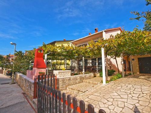 Apartments Dragica 929