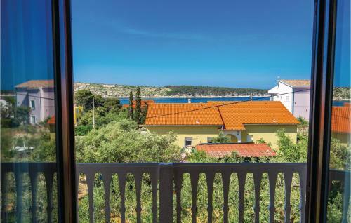 Three-bedroom Apartment In Barbat