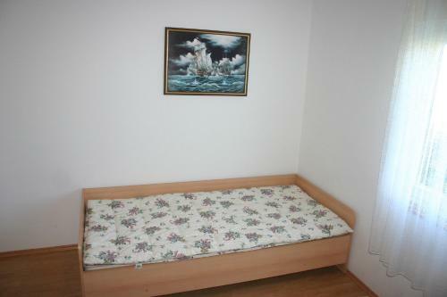 Two-bedroom Apartment In Barbat IV