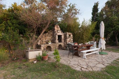 Two-bedroom Apartment In Rab VI