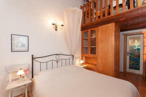 Apartment In Barbat/insel Rab 17655