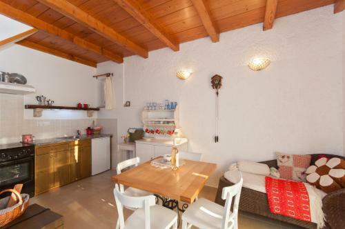 Apartment In Barbat/insel Rab 17655