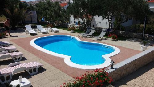 One-bedroom Apartment In Barbat III