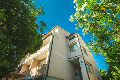 Apartment In Barbat/insel Rab 33683b