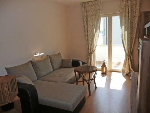 Two-bedroom Apartment In Barbat I