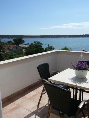 Two-bedroom Apartment In Barbat I