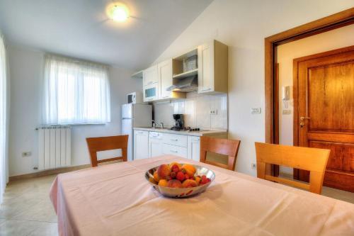 Apartments In Basanija/istrien 12029