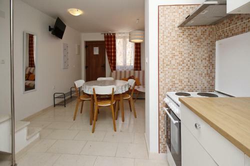 Apartamentos Grosic D. - Uskocka