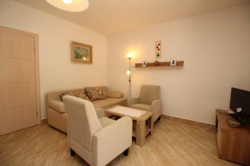 Apartments Kucar