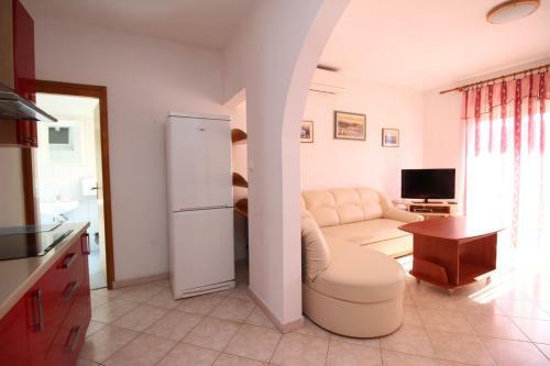 Apartments Lucijana