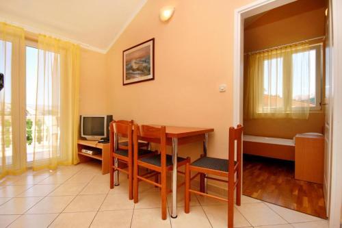 Apartment Baska 5450a