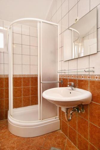 Apartment Baska 5450a