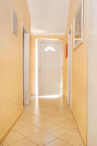 Apartment Baska 5450a