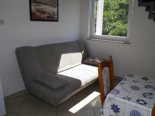 Apartment Mrle L.