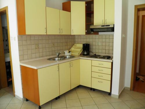 Apartment Mrle L.