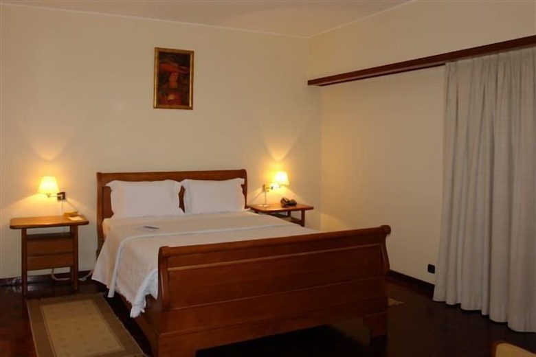 Hotel Fortaleza De Almeida