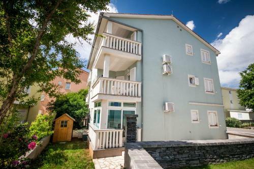 Apartamento Ema