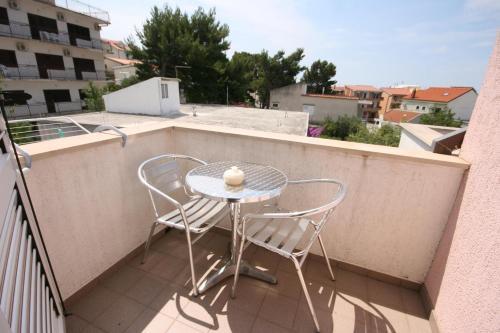 Hostal Double Room Baska Voda 6704a